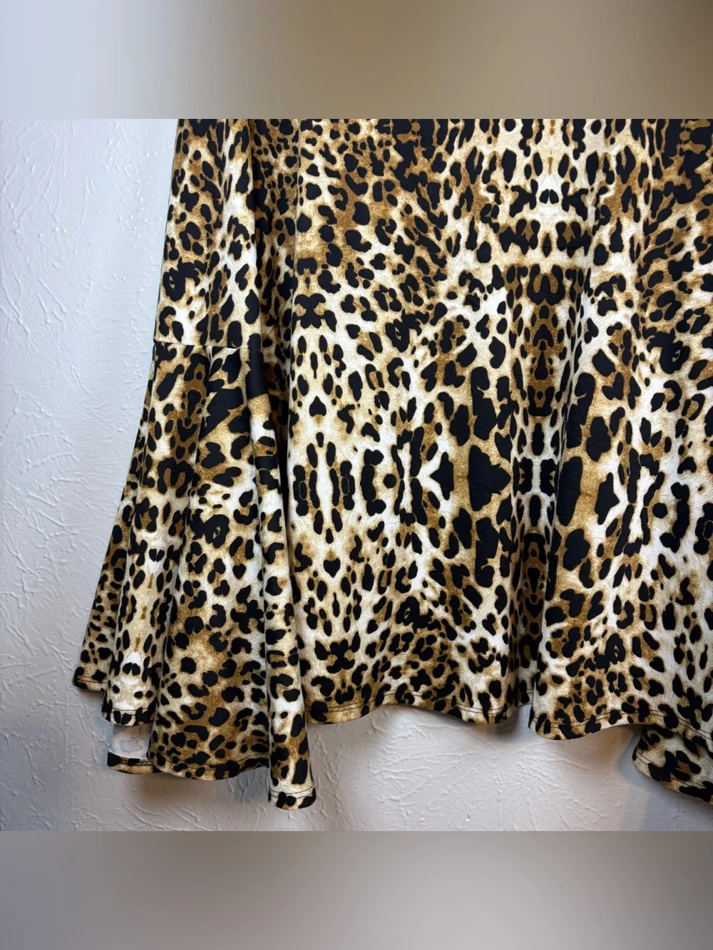 Lucky & Blessed Bell Sleeved Blazer Cardigan Large L&B Leopard Print Animal